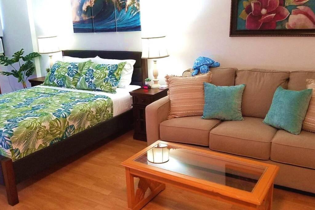 Waikiki Marina Studio, Ocean View, Free Parking & Wifi โฮโนลูลู ภายนอก รูปภาพ