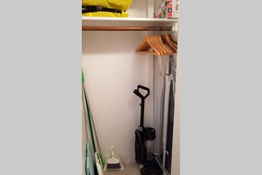 Waikiki Marina Studio, Ocean View, Free Parking & Wifi โฮโนลูลู ภายนอก รูปภาพ