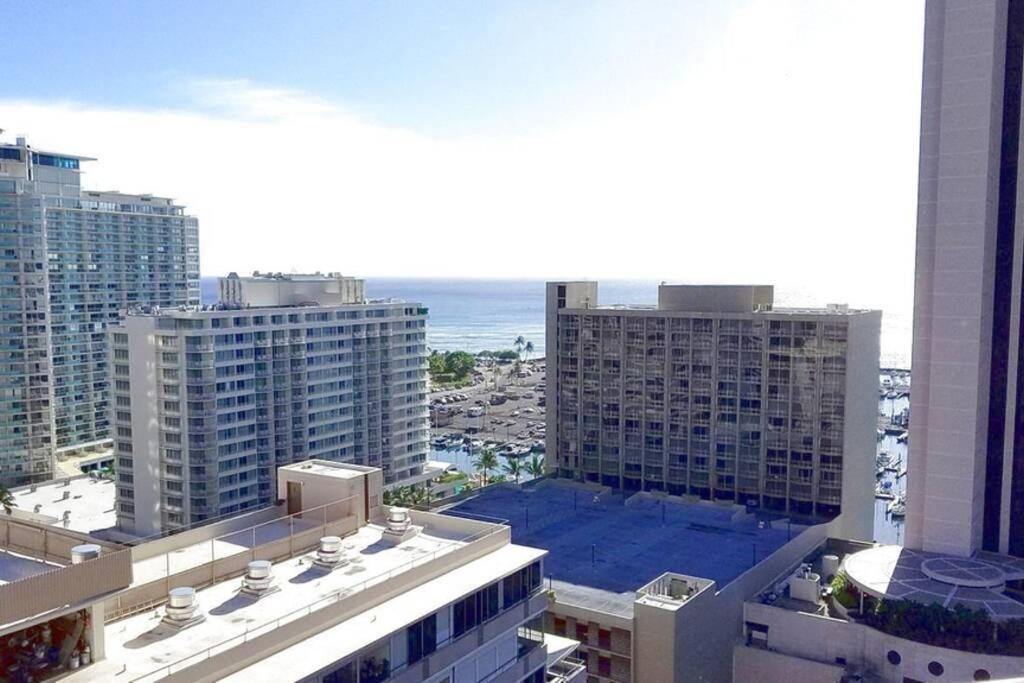 Waikiki Marina Studio, Ocean View, Free Parking & Wifi โฮโนลูลู ภายนอก รูปภาพ