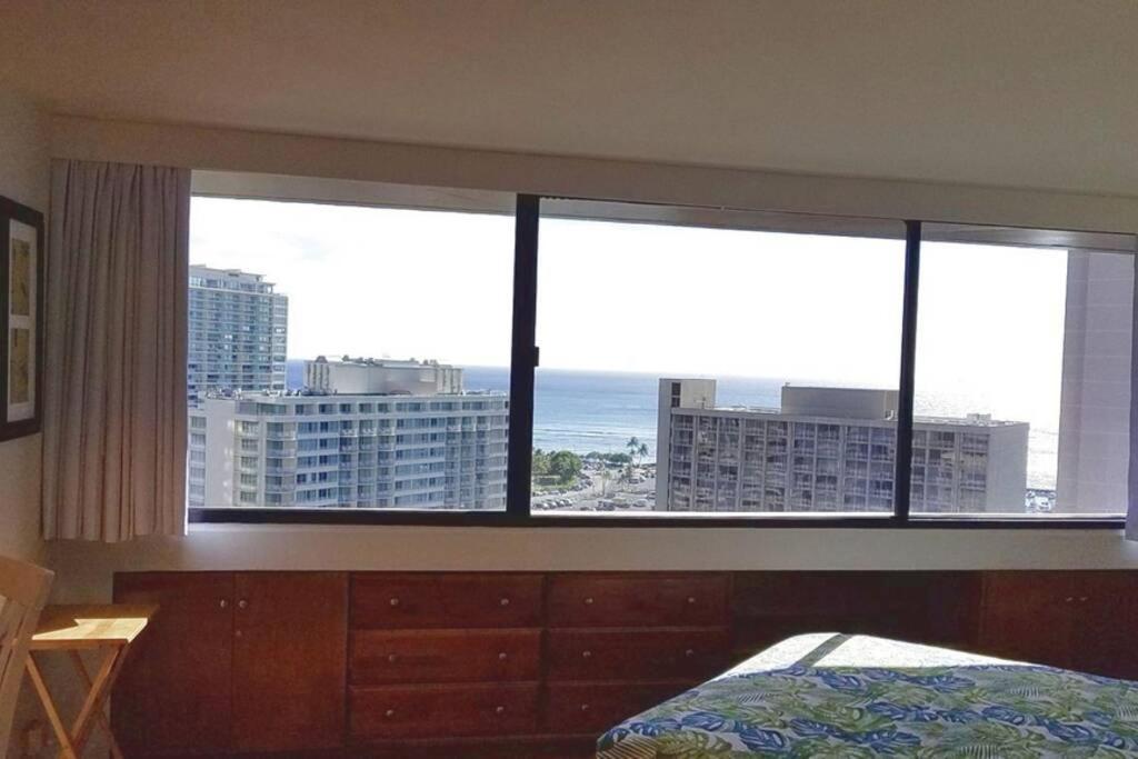 Waikiki Marina Studio, Ocean View, Free Parking & Wifi โฮโนลูลู ภายนอก รูปภาพ